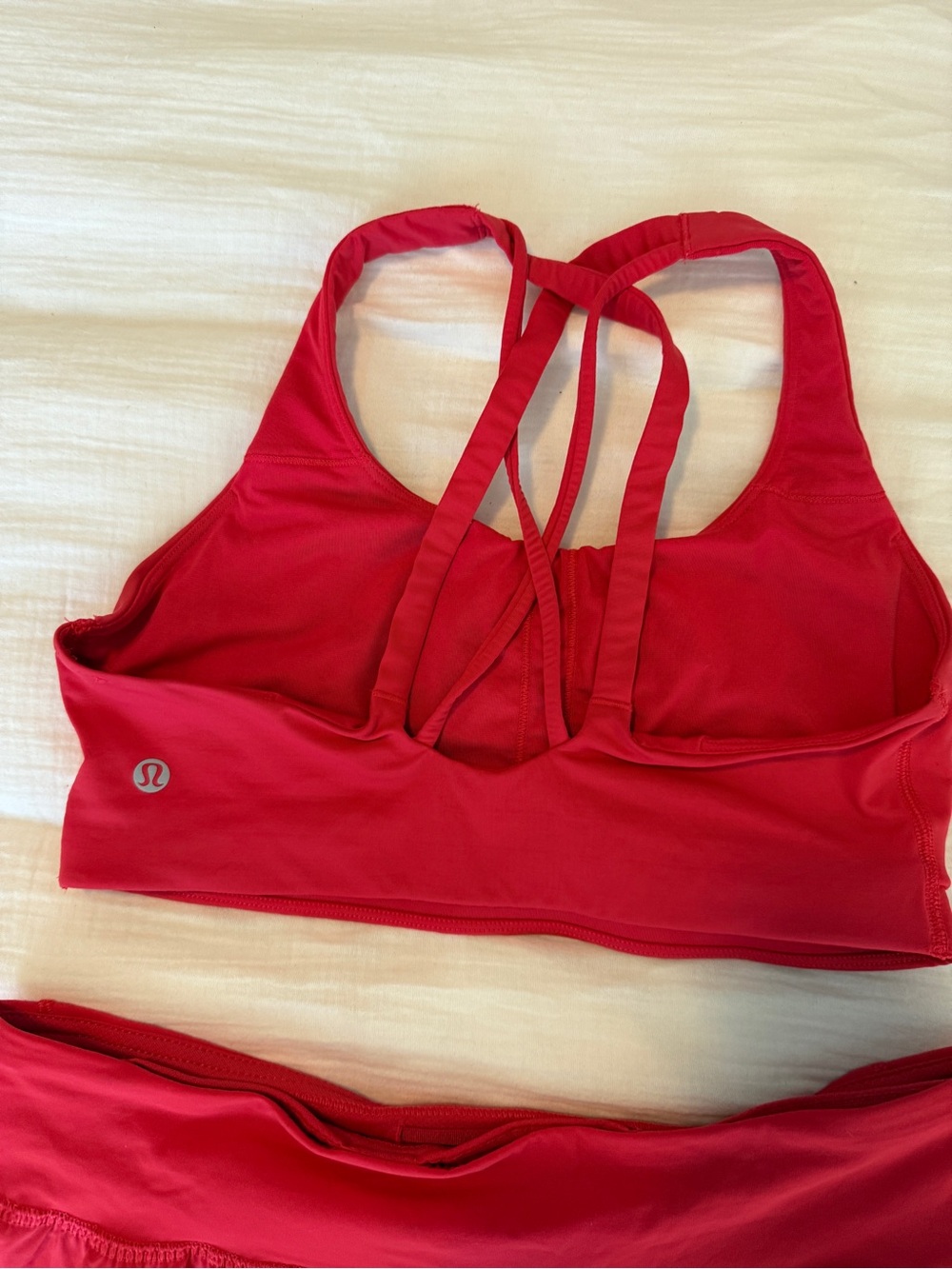 Red Lululemon Set - Picture 6 of 9
